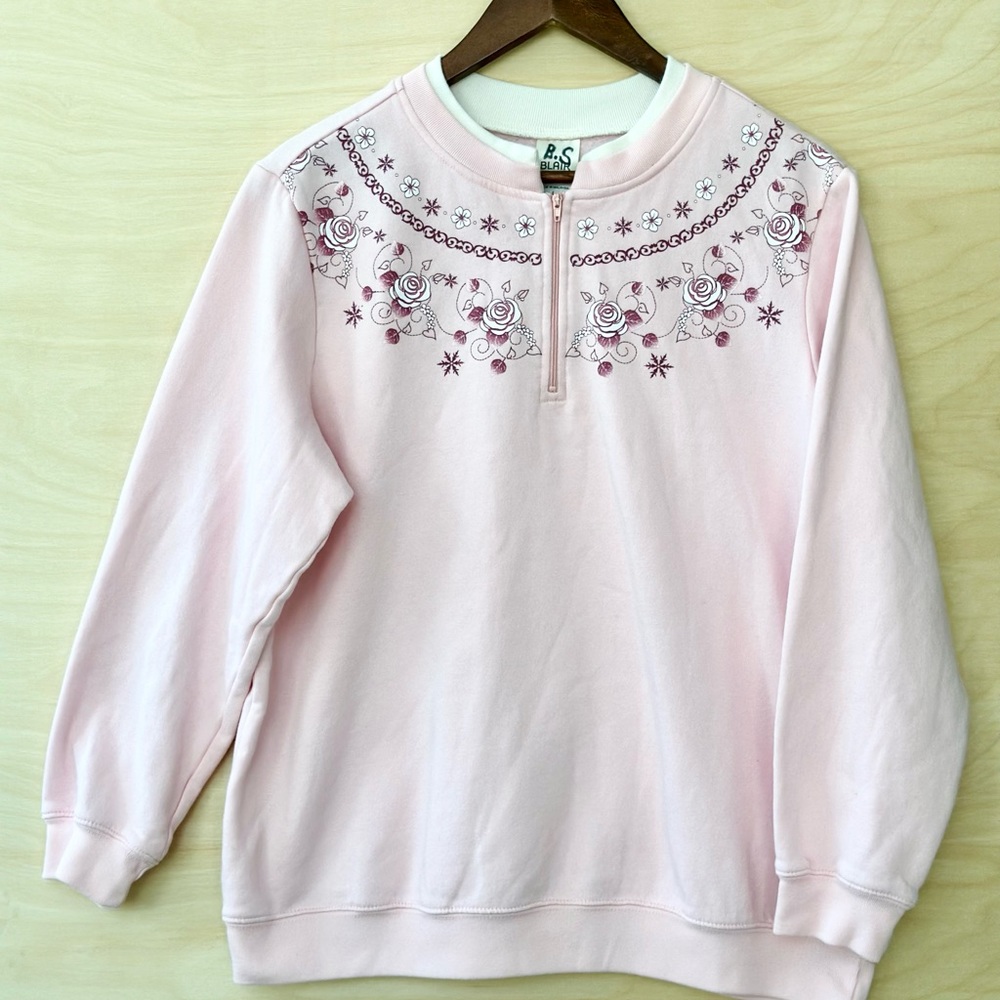 Vintage Oversized Pink Embroidered Sweatshirt Snowflake Rose Floral Cottagecore